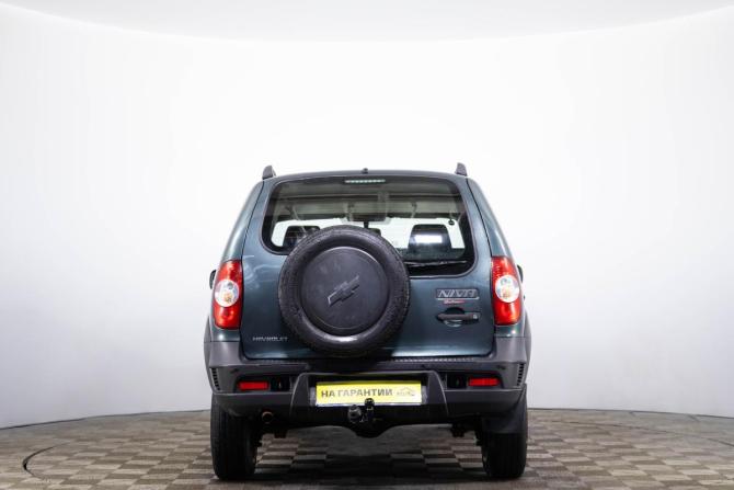 Chevrolet Niva I Рестайлинг с пробегом 2016 года, цена 669 000 рублей, 168000 км, внедорожник, Автокод Объявления