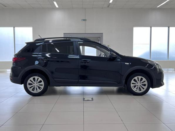 Kia Rio IV Рестайлинг с пробегом 2021 года, цена 1 675 000 рублей, 54726 км, хэтчбек, Автокод Объявления