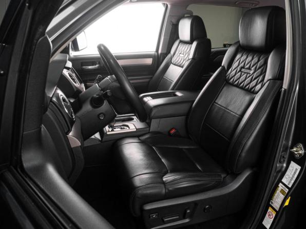Toyota Tundra II Рестайлинг с пробегом 2018 года, цена 7 099 000 рублей, 123449 км, offers.body_type.unknown, Автокод Объявления