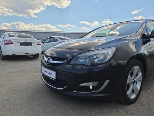 Opel Astra J Рестайлинг с пробегом 2014 года, цена 630 000 рублей, 201887 км, хэтчбек, Автокод Объявления