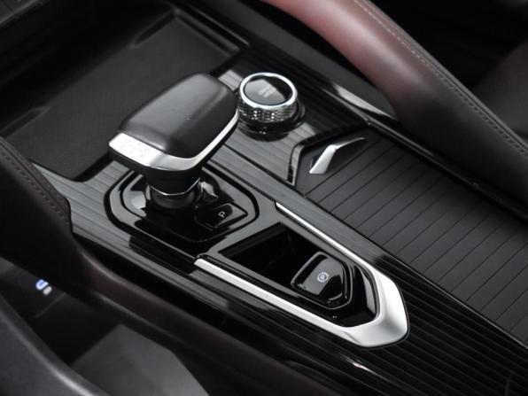 Geely Monjaro I с пробегом 2023 года, цена 2 997 860 рублей, 58761 км, внедорожник, Автокод Объявления