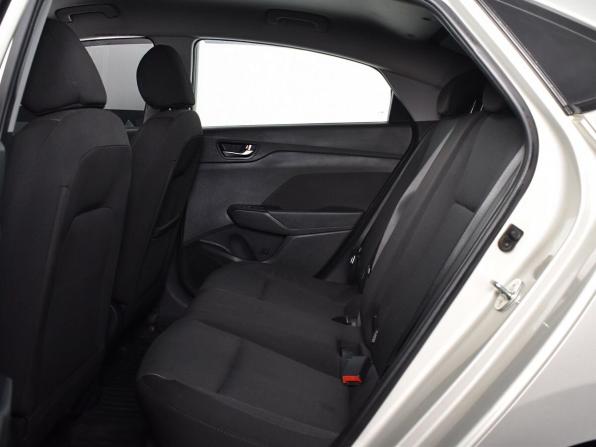 Hyundai Solaris II с пробегом 2019 года, цена 1 245 999 рублей, 177574 км, седан, Автокод Объявления