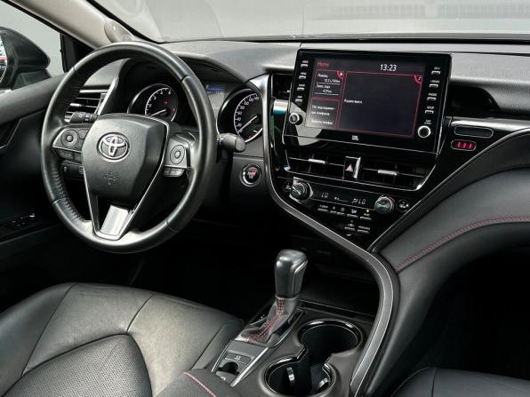 Toyota Camry VIII (XV70) Рестайлинг с пробегом 2021 года, цена 3 461 700 рублей, 50928 км, седан, Автокод Объявления