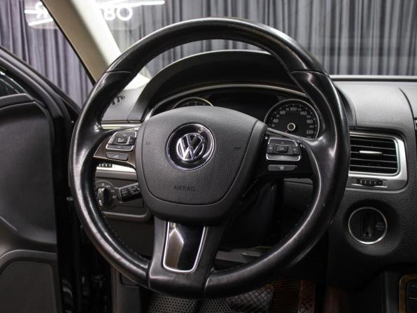 Volkswagen Touareg II Рестайлинг с пробегом 2015 года, цена 3 498 000 рублей, 120300 км, внедорожник, Автокод Объявления