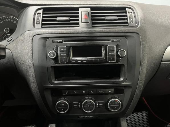 Volkswagen Jetta VI с пробегом 2012 года, цена 995 000 рублей, 194025 км, седан, Автокод Объявления