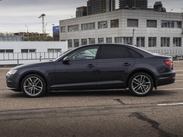 Audi A4 V (B9) с пробегом 2018 года, цена 2 279 000 рублей, 109445 км, седан, Автокод Объявления
