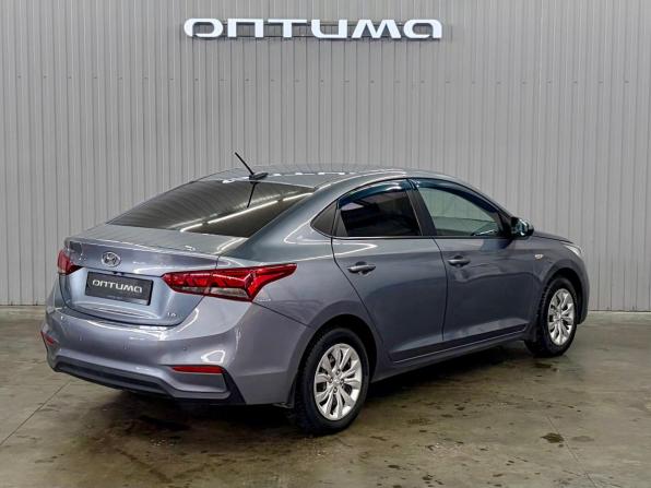 Hyundai Solaris II с пробегом 2017 года, цена 1 297 000 рублей, 168520 км, седан, Автокод Объявления