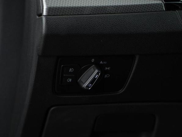 Volkswagen Passat B8 Рестайлинг с пробегом 2019 года, цена 3 399 050 рублей, 133731 км, универсал, Автокод Объявления
