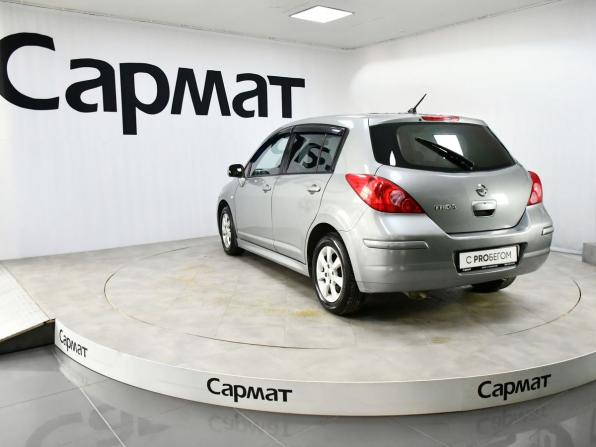 Nissan Tiida I Рестайлинг с пробегом 2010 года, цена 717 000 рублей, 182027 км, хэтчбек, Автокод Объявления