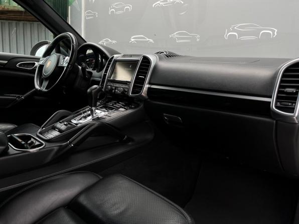 Porsche Cayenne II (958) с пробегом 2013 года, цена 2 497 600 рублей, 261431 км, внедорожник, Автокод Объявления