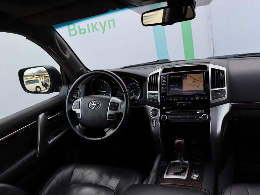 Toyota Land Cruiser 200 Series Рестайлинг 1 Сочи  - изображение 12
