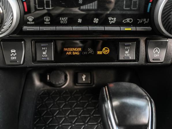 Toyota RAV4 V (XA50) с пробегом 2021 года, цена 3 824 000 рублей, 31987 км, внедорожник, Автокод Объявления