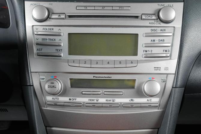Toyota Camry VI (XV40) Рестайлинг с пробегом 2011 года, цена 1 299 000 рублей, 161000 км, седан, Автокод Объявления
