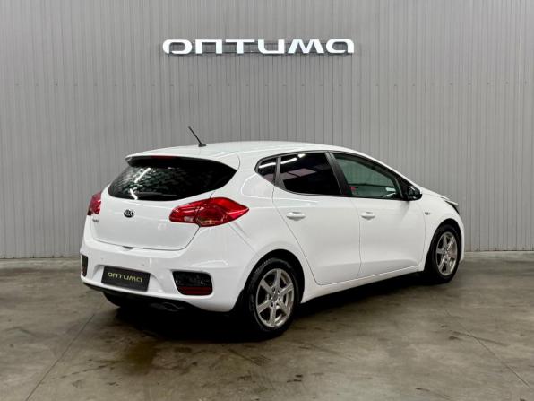 Kia Ceed II Рестайлинг с пробегом 2015 года, цена 1 097 000 рублей, 166919 км, хэтчбек, Автокод Объявления
