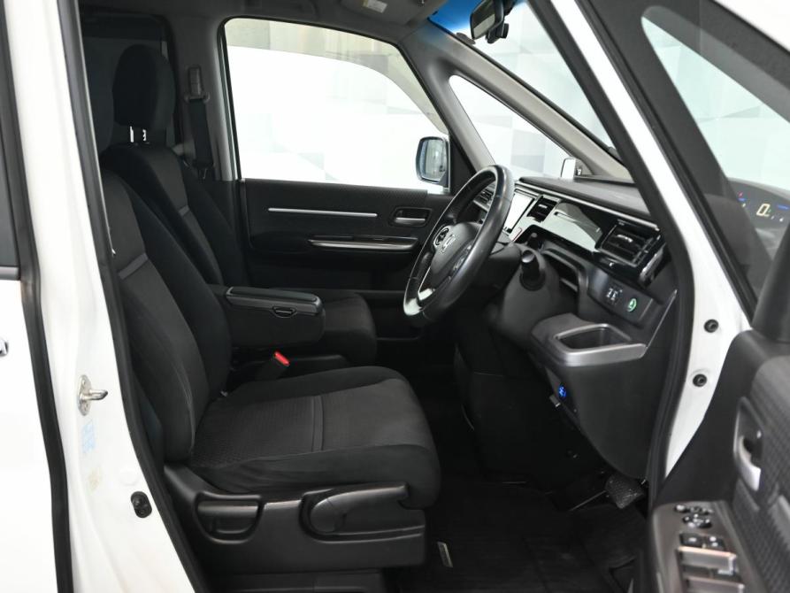Honda Stepwgn V Екатеринбург  - изображение 11