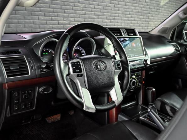 Toyota Land Cruiser Prado 150 Series Рестайлинг 1 с пробегом 2014 года, цена 3 400 000 рублей, 153082 км, внедорожник, Автокод Объявления