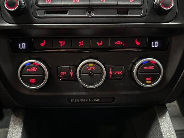 Volkswagen Jetta VI с пробегом 2014 года, цена 1 050 000 рублей, 173874 км, седан, Автокод Объявления