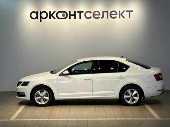 Skoda Octavia III (A7) Рестайлинг с пробегом 2017 года, цена 1 657 000 рублей, 169778 км, лифтбек, Автокод Объявления
