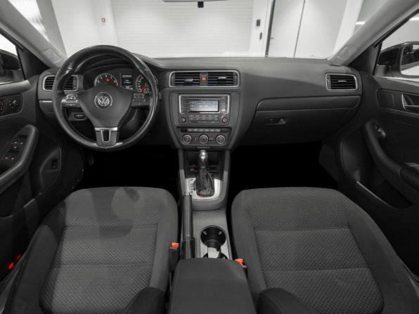 Volkswagen Jetta VI с пробегом 2014 года, цена 945 000 рублей, 252549 км, седан, Автокод Объявления