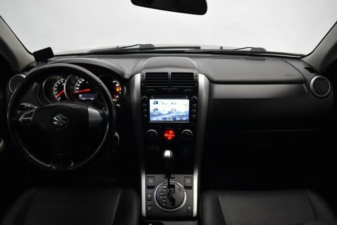 Suzuki Grand Vitara II Рестайлинг с пробегом 2010 года, цена 1 180 000 рублей, 194848 км, внедорожник, Автокод Объявления