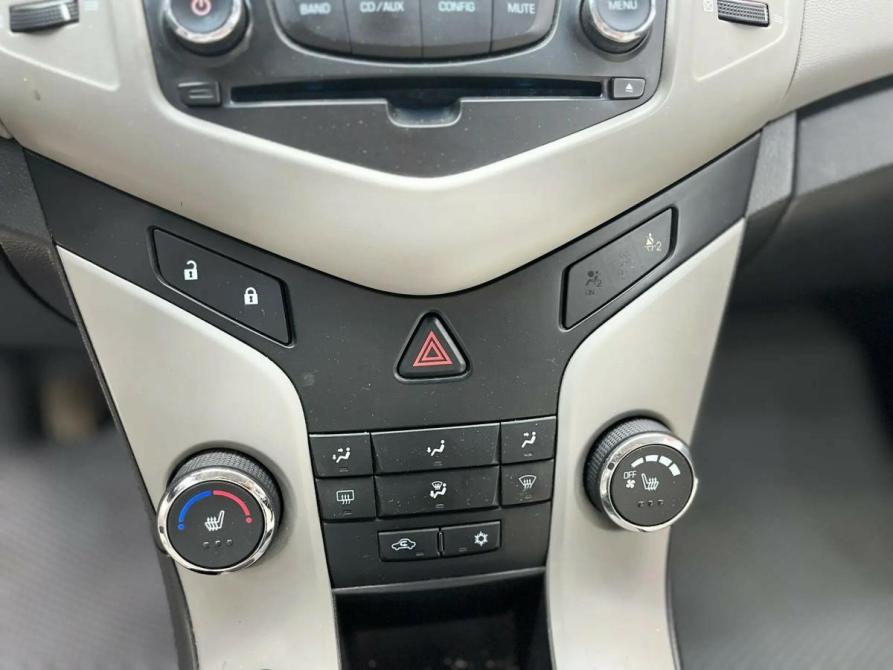 Chevrolet Cruze I Рестайлинг Альметьевск  - изображение 13