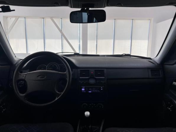Lada (ВАЗ) Priora I с пробегом 2011 года, цена 395 000 рублей, 183393 км, хэтчбек, Автокод Объявления