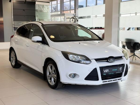 Ford Focus III с пробегом 2013 года, цена 675 000 рублей, 242194 км, хэтчбек, Автокод Объявления