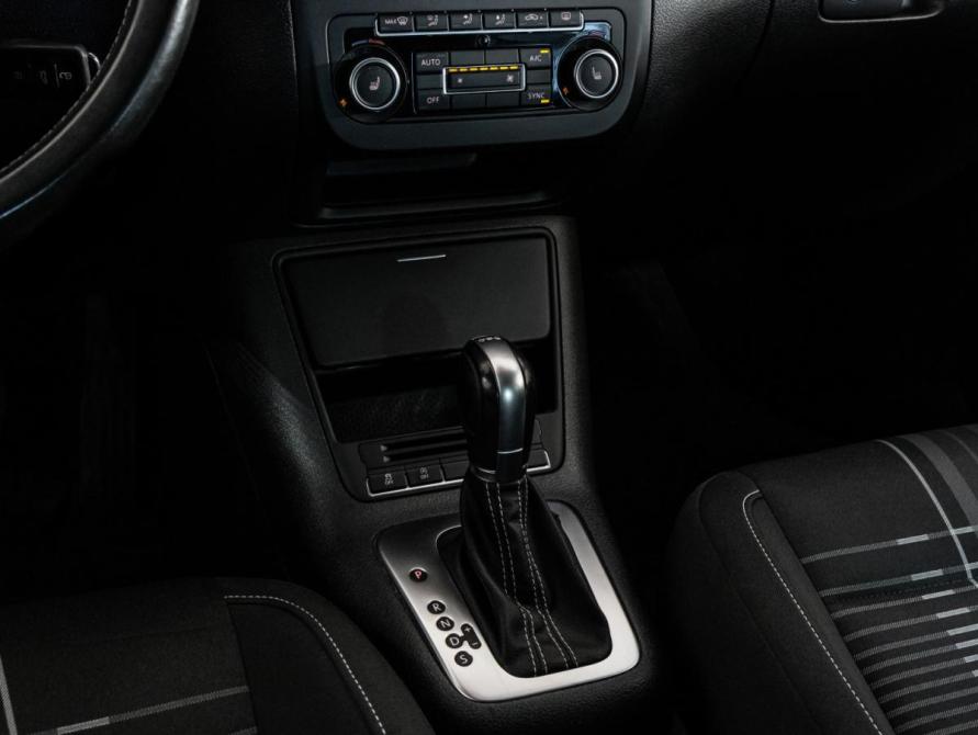 Volkswagen Tiguan I Рестайлинг Санкт-Петербург  - изображение 14