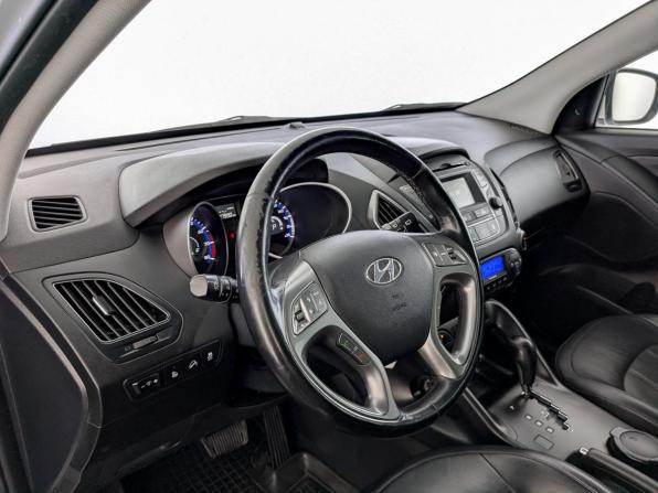Hyundai ix35 I Рестайлинг с пробегом 2015 года, цена 1 550 000 рублей, 77988 км, внедорожник, Автокод Объявления
