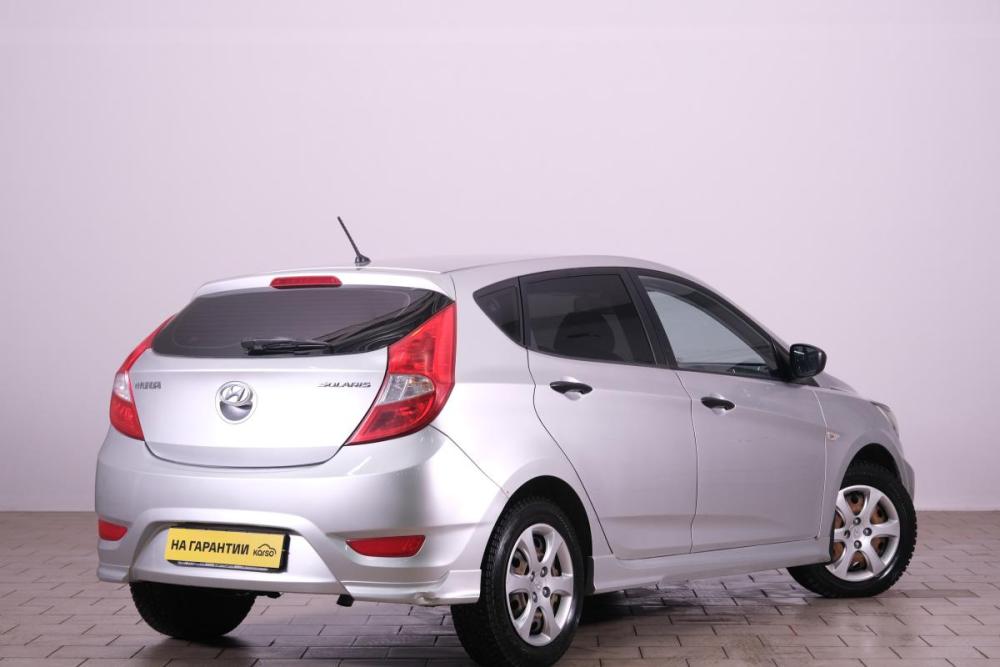 Hyundai Solaris I Омск  - изображение 7