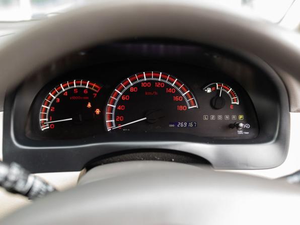 Toyota Ipsum II (M20) с пробегом 2001 года, цена 810 000 рублей, 269166 км, компактвэн, Автокод Объявления