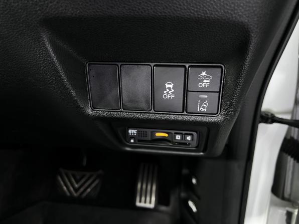 Honda Stepwgn V Рестайлинг с пробегом 2019 года, цена 2 600 000 рублей, 52000 км, минивэн, Автокод Объявления