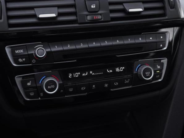 BMW 3 серии VI (F3x) Рестайлинг с пробегом 2016 года, цена 2 669 000 рублей, 119744 км, седан, Автокод Объявления