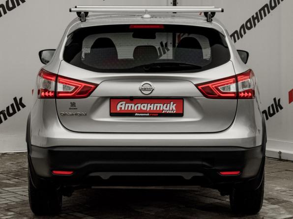 Nissan Qashqai II с пробегом 2017 года, цена 1 325 000 рублей, 97439 км, внедорожник, Автокод Объявления