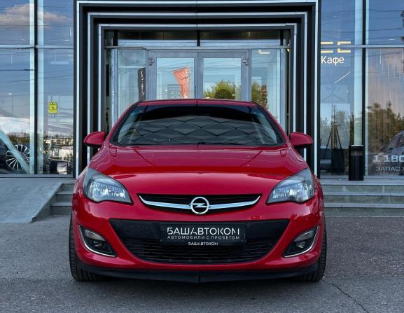 Opel Astra J Рестайлинг с пробегом 2012 года, цена 675 000 рублей, 220580 км, седан, Автокод Объявления