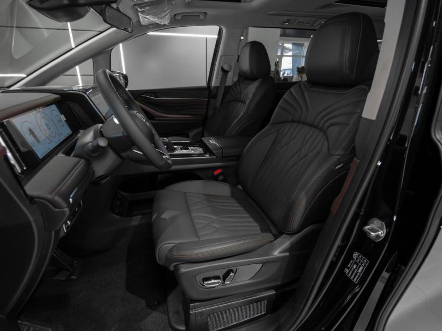 GAC Trumpchi M8 II Москва  - изображение 9