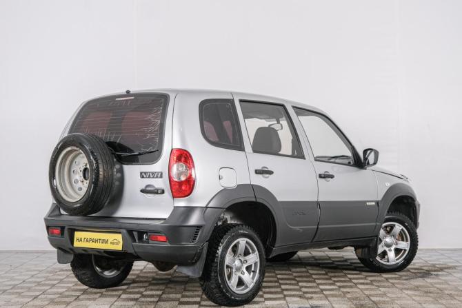 Chevrolet Niva I Рестайлинг с пробегом 2013 года, цена 479 000 рублей, 123000 км, внедорожник, Автокод Объявления