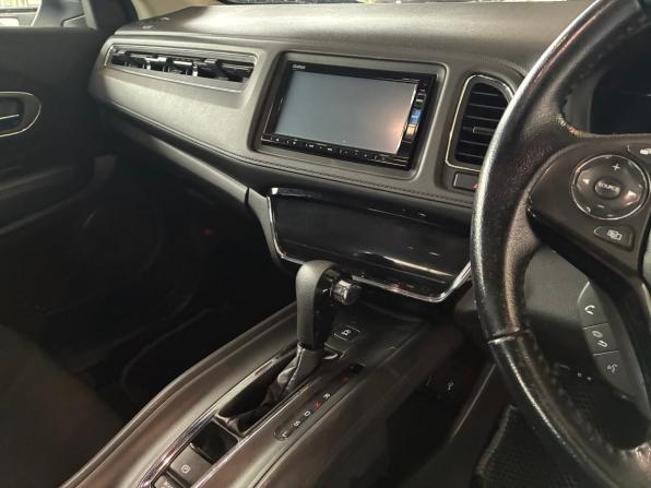 Honda Vezel I с пробегом 2016 года, цена 1 395 000 рублей, 139000 км, внедорожник, Автокод Объявления