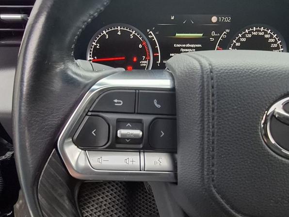 Toyota Land Cruiser 300 Series с пробегом 2021 года, цена 10 600 000 рублей, 69544 км, внедорожник, Автокод Объявления