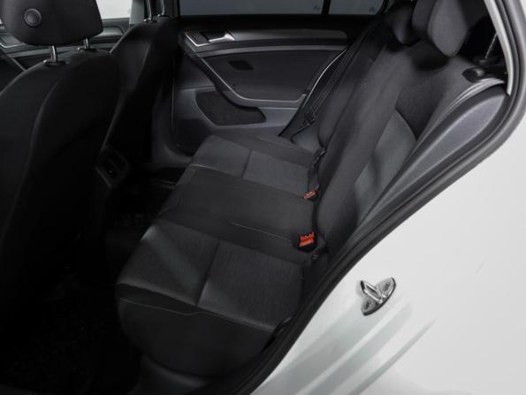Volkswagen Golf VII с пробегом 2013 года, цена 1 295 000 рублей, 96000 км, хэтчбек, Автокод Объявления