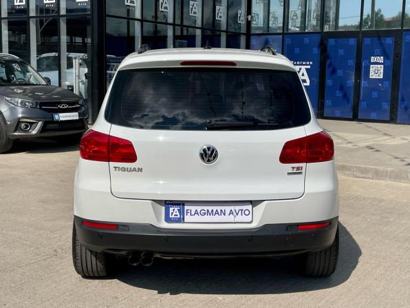 Volkswagen Tiguan I Рестайлинг с пробегом 2014 года, цена 1 350 000 рублей, 216000 км, внедорожник, Автокод Объявления