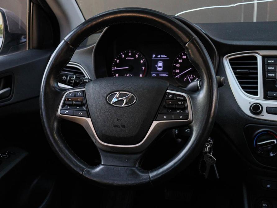 Hyundai Solaris II Москва  - изображение 12