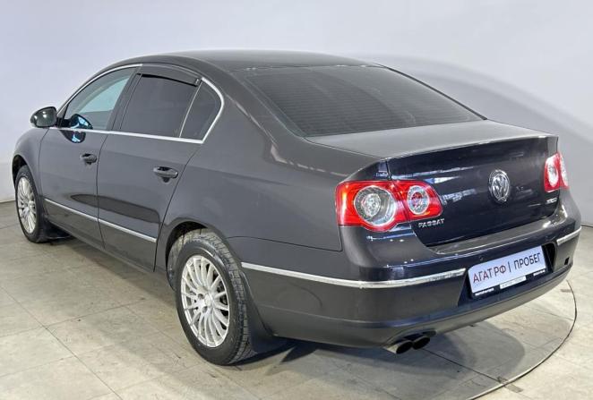 Volkswagen Passat B6 с пробегом 2006 года, цена 645 000 рублей, 242598 км, седан, Автокод Объявления