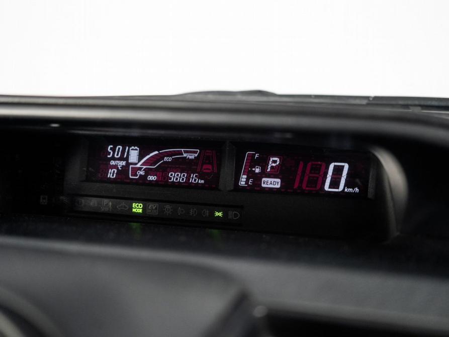 Toyota Aqua I Рестайлинг Иркутск  - изображение 10