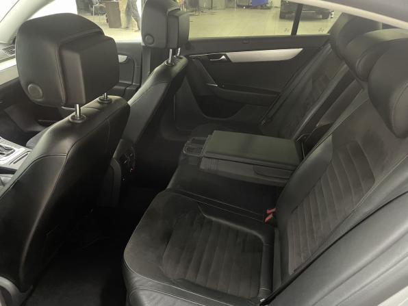 Volkswagen Passat B7 с пробегом 2013 года, цена 1 039 000 рублей, 248901 км, седан, Автокод Объявления