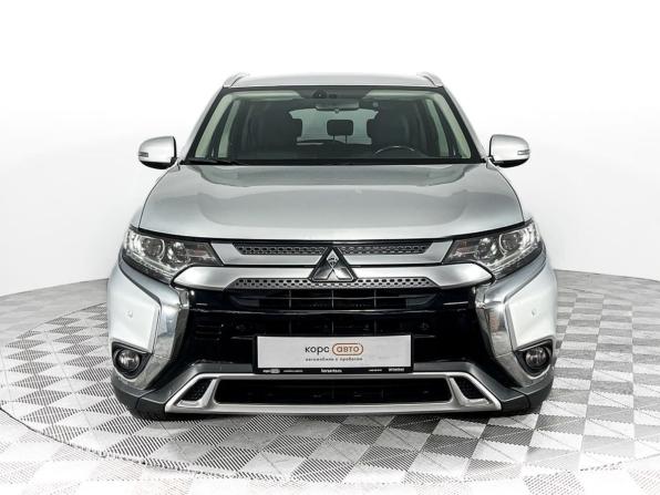 Mitsubishi Outlander III Рестайлинг 3 с пробегом 2019 года, цена 2 091 000 рублей, 127000 км, внедорожник, Автокод Объявления