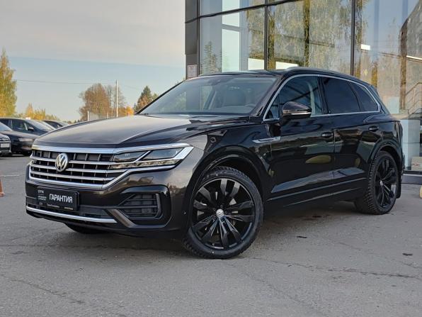 Volkswagen Touareg III с пробегом 2018 года, цена 4 492 800 рублей, 149191 км, внедорожник, Автокод Объявления