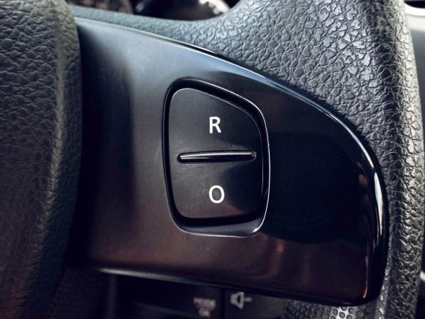 Renault Sandero II с пробегом 2017 года, цена 1 245 000 рублей, 32460 км, хэтчбек, Автокод Объявления