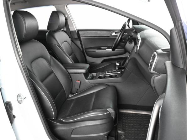 Kia Sportage IV Рестайлинг с пробегом 2018 года, цена 2 379 000 рублей, 90856 км, внедорожник, Автокод Объявления