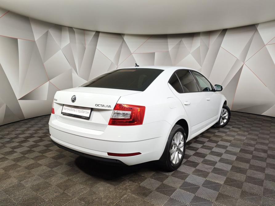 Skoda Octavia III (A7) Рестайлинг Москва  - изображение 2